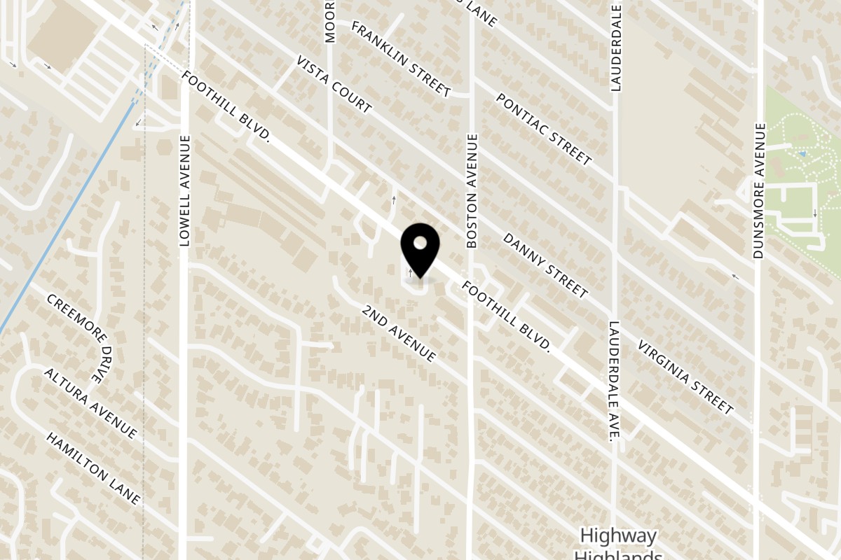 Map showing the location of Everest Burgers on 3826 Foothill Boulevard in Glendale